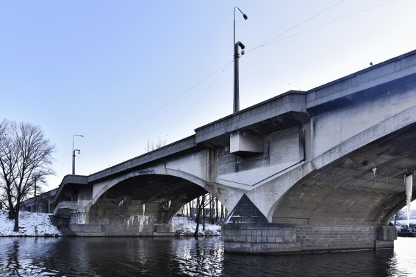  Libesk most pi pohledu proti proudu, stav v lednu 2016 (foto: Martin Luke)