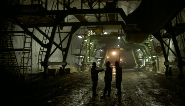 Stavba dlnice D 8 - Tunel Panensk, provdn izolac, vztue a sekundrn obezdvky tunelu