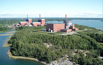 Jaderná elektrárna Olkiluoto s novým blokem EPR - vizualizace