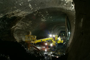 Obr. 4 zahájení ražby třípruhového tunelu