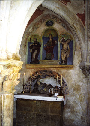 Krypta sv. Kateřiny z roku 1272 v Kouřimi. Stav během restaurování