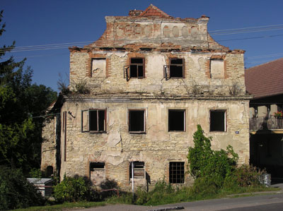 Měšťanský dům č. p. 87 před rekonstrukcí v roce 2004