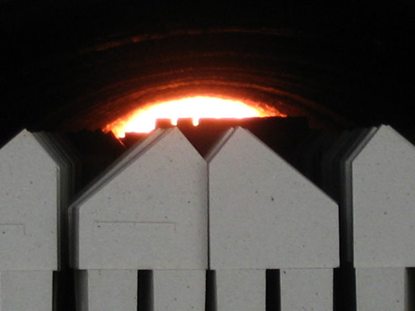 Žárovzdorné výrobky na výstupu z tunelové pece