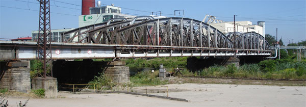 Obr. 2. Pohled na stávající most z roku 1910
