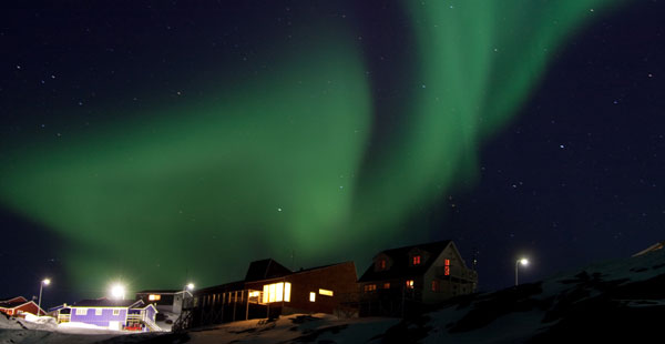 Nízkoenergetický dům - Sisimiut, Grónsko, noční pohled