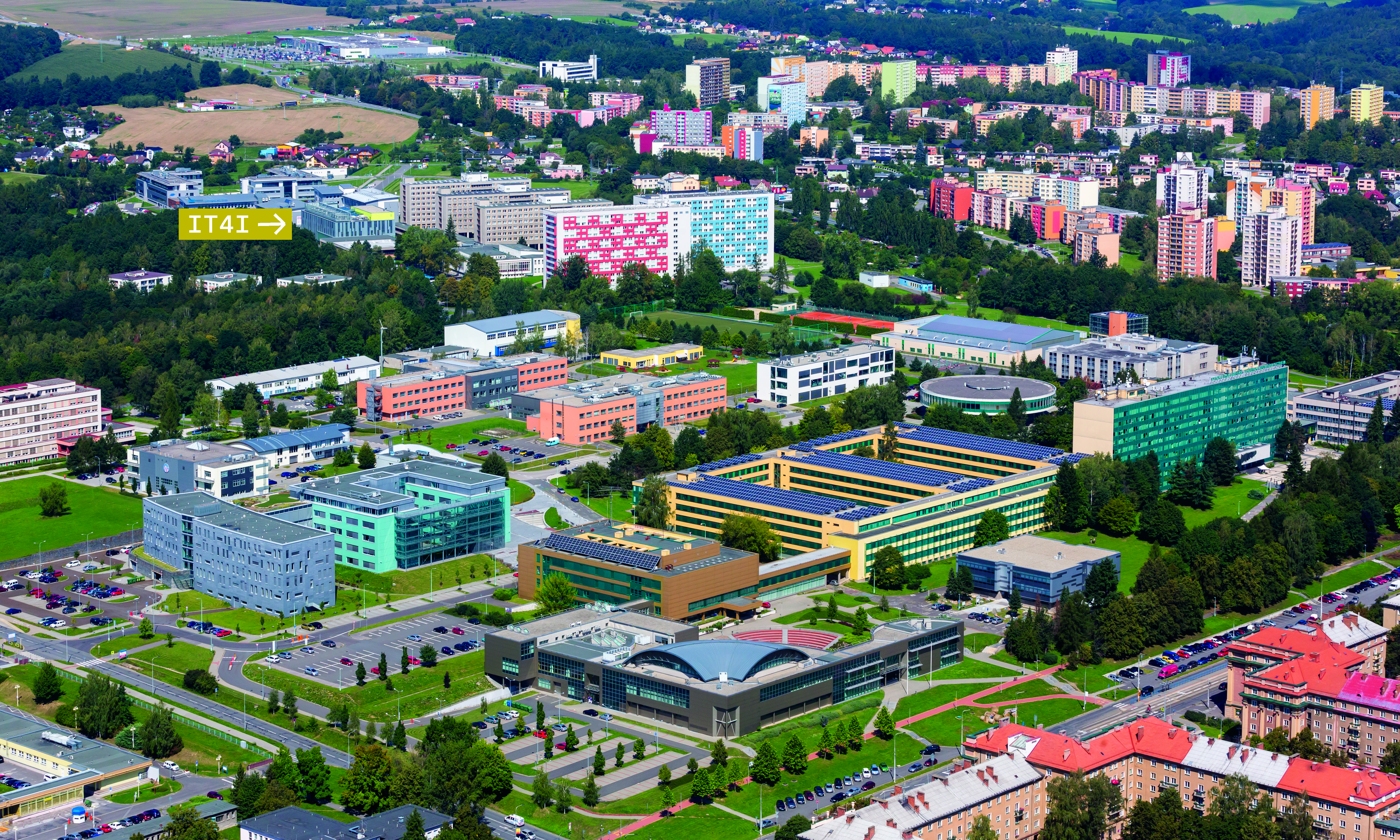 Současný kampus Vysoké školy báňské – Technické univerzity Ostrava s vyznačením budovy Národního superpočítačového centra