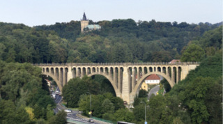 Obr. 06 Stránovský viadukt, kulturní památka (zdroj: Pavel Hrdlička, 2013, Wikimedia Commons, CC BY-SA 3.0)