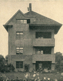 Rodinn dm na Vinohradech, 1924