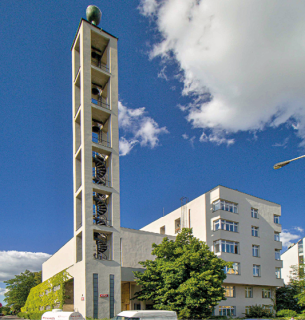 Obr. 08 Husv sbor na praskch Vinohradech z let 19301935, architekt Pavel Jank (zdroj: VitVit, 2020, Wikimedia Commons, CC BY-SA 4.0)
