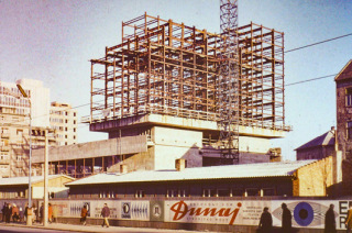 Obr. 03 Hotel Kyjev, Bratislava – výstavba (zdroj: archív autora)