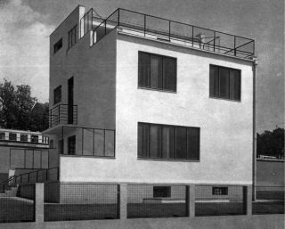 Obr. 01 Rodinný dům na V. S. K. (Výstavě soudobé kultury) v Brně, 1928 (zdroj: [7, str. 119])