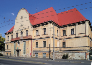 Obr. 04 Chudobinec csaovny Albty v Chomutov, 19111913 (zdroj: Marounek, Wikimedia Commons, 2011, CC BY-SA 3.0)