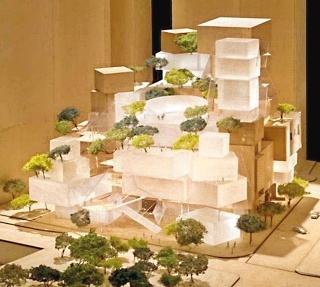 Obr. 02. Model Gehryho nvrhu divadeln budovy Performing Arts Center (nor 2005)