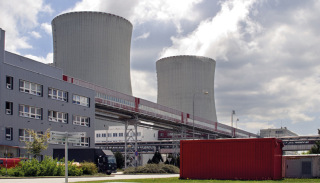 Obr. 4 Jaderná elektrárna Dukovany