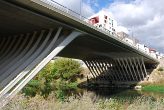 Obr. 05 Silniční most v Montpellier (foto: autor článku)