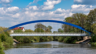 Nov most plukovnka rmka pes Orlici v Hradci Krlov, v sti Svinary