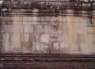 Obr. 4c Pklady sproezu zdiva chrmovch zd  s vazbou (zdroj: archiv autora)