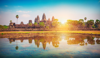 Obr. 01 Centrln stavba chrmovho komplexu Angkor Wat (zdroj: AdobeStock)