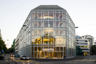Obr. 6 Administrativn budova firmy Tamedia v Curychu
